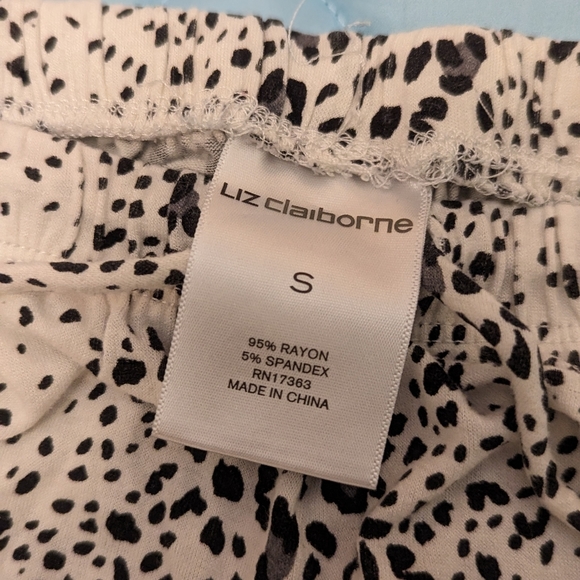 Liz Claiborne lounge pants size Small - Picture 4 of 4